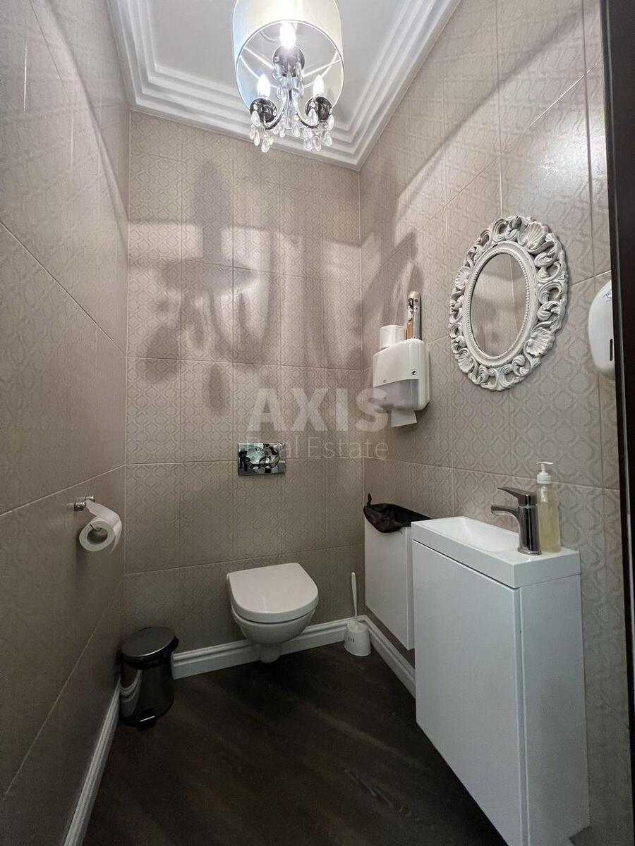 Офис ул. Евгения Коновальца 44Б, 245м2572276