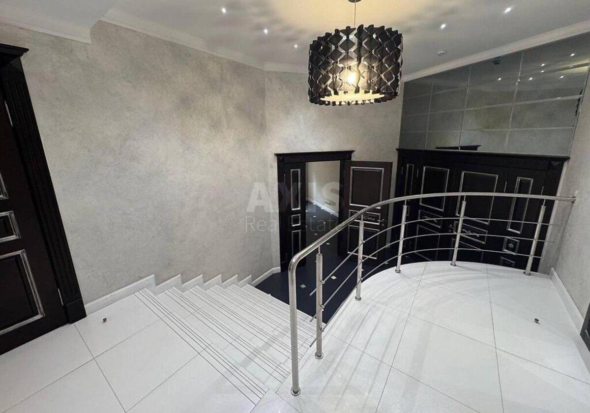 Офис ул. Олеговская 43А, 430м2575920