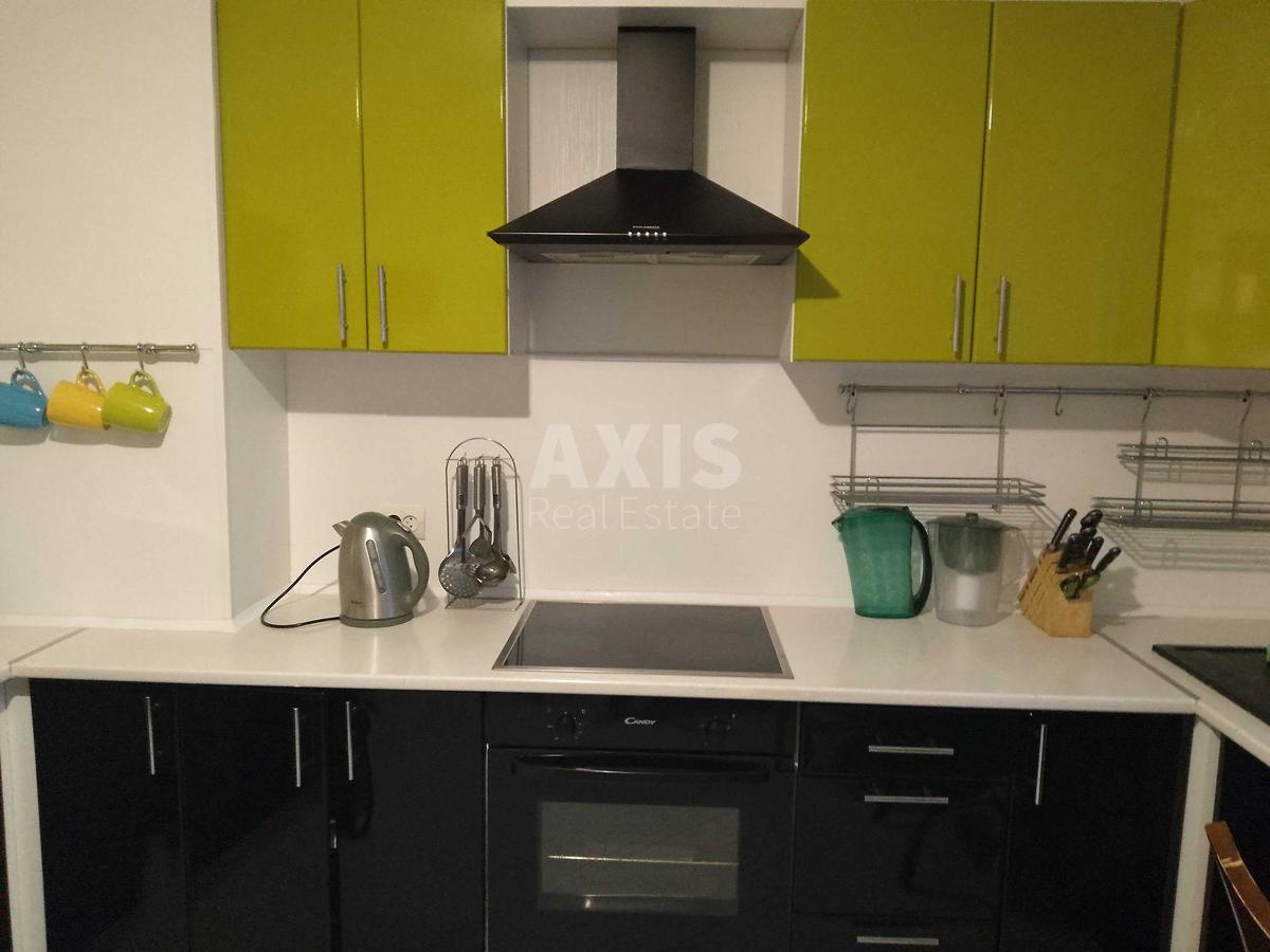 3k apartment vul. Zdolbunivs'ka 1311