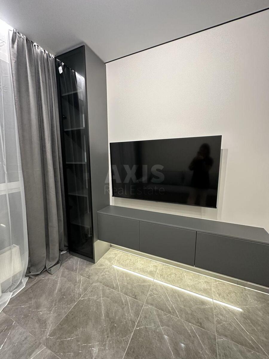 1k apartment vul. Saljutna 2Б621225