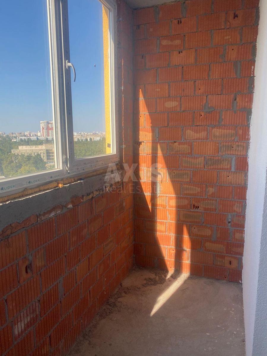 3k apartment vul. Voskresens'ka 144
