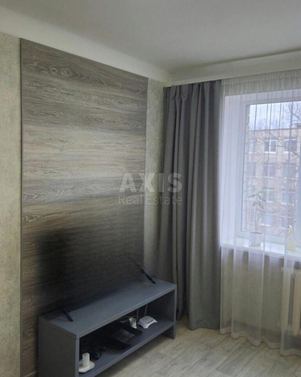 1k apartment vul. Naberezhno-Korchuvats'ka 801