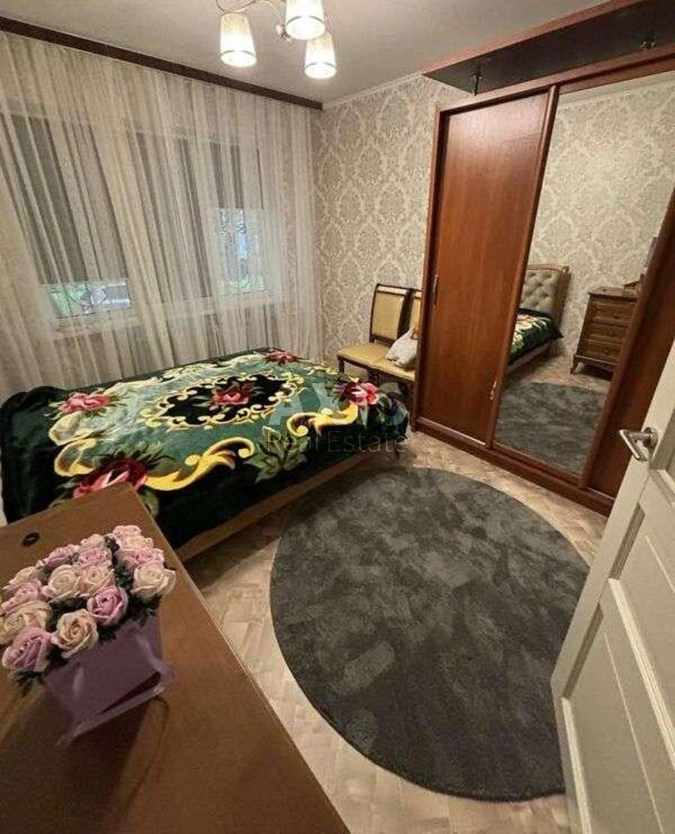 2k apartment vul. L'vivs'ka 15Б2