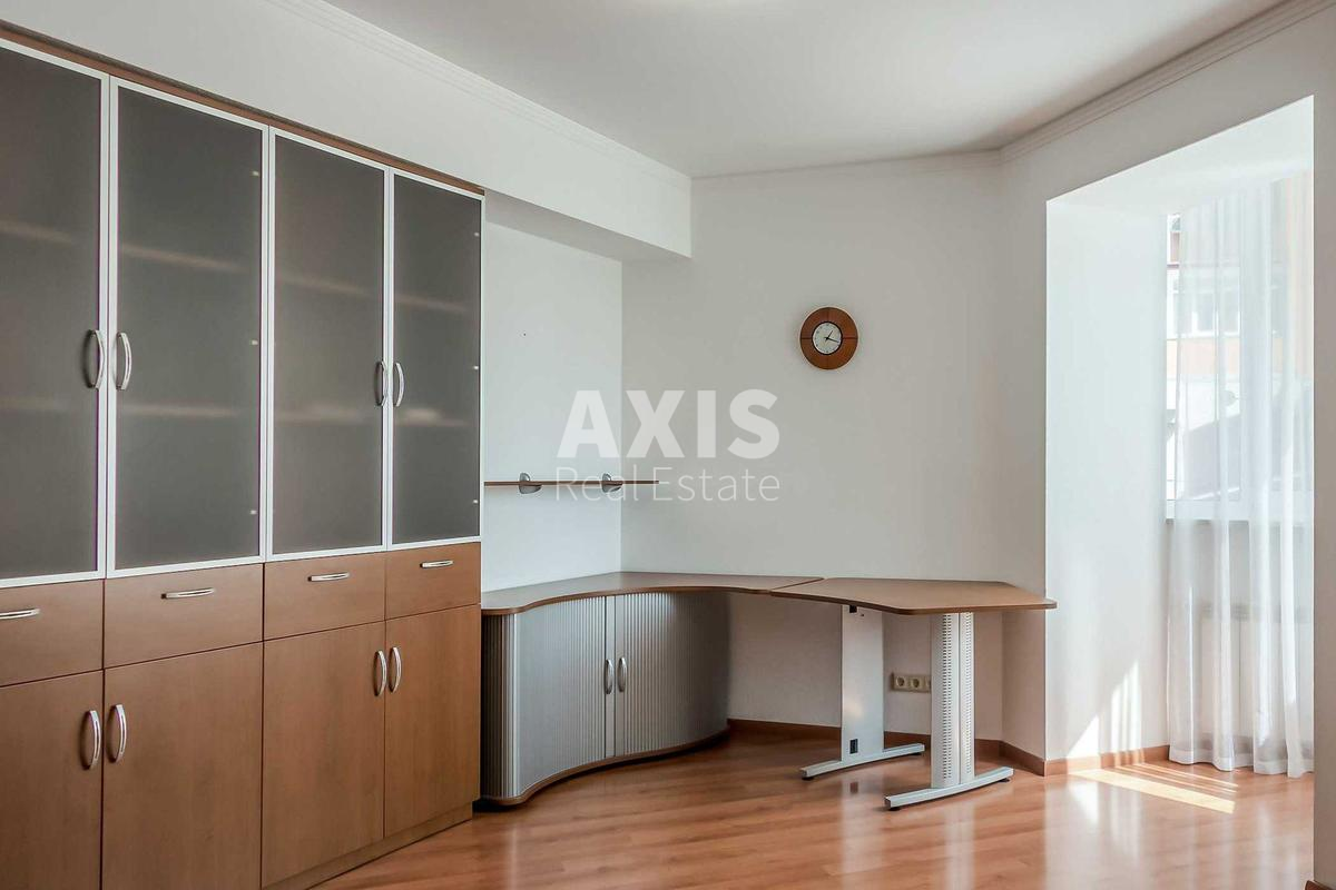 3k apartment vul. Dmytrivs'ka 4511