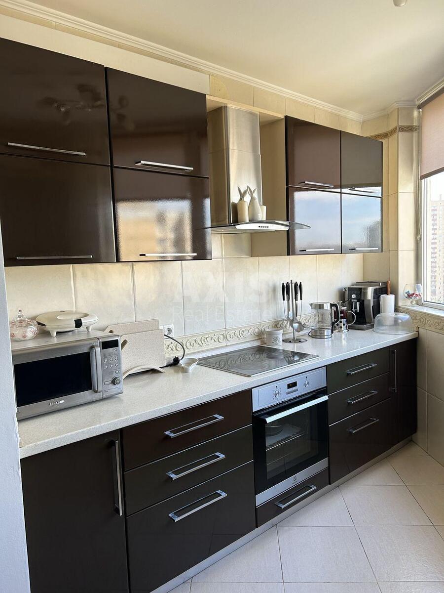 3k apartment pr-t Grygorenka Petra 558459