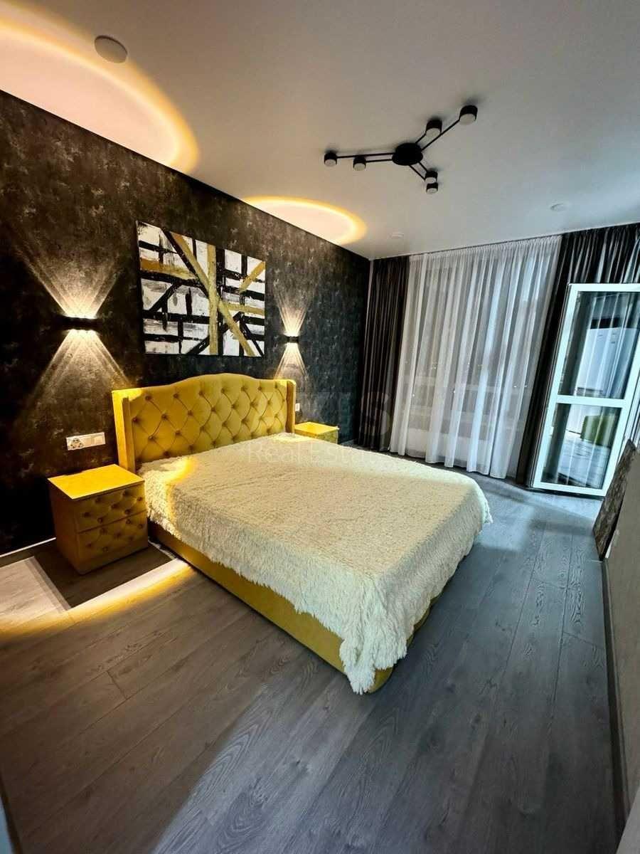 2k apartment vul. Prychal'na 12628952