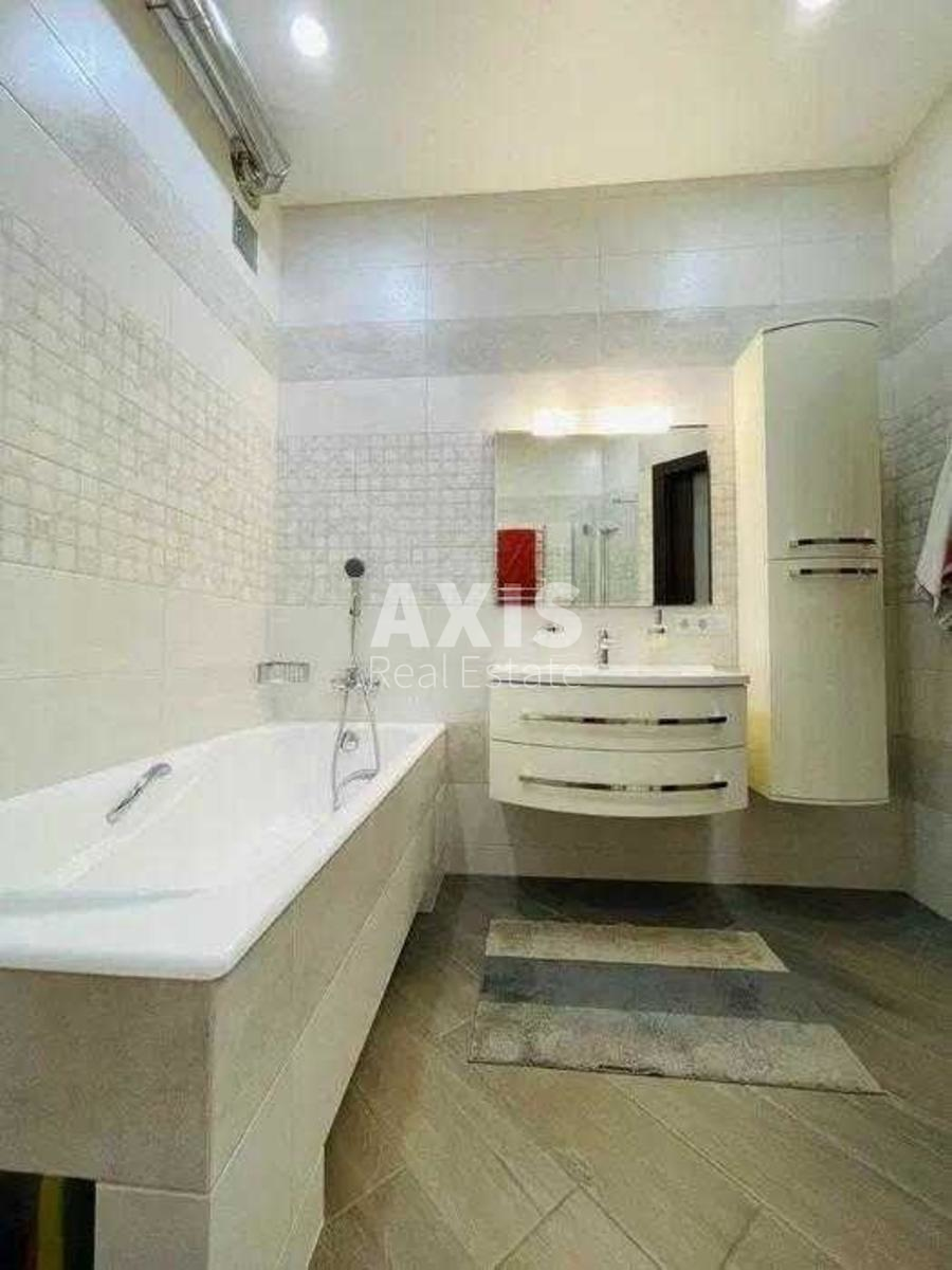 3k apartment vul. Barbjusa Anri 37/18