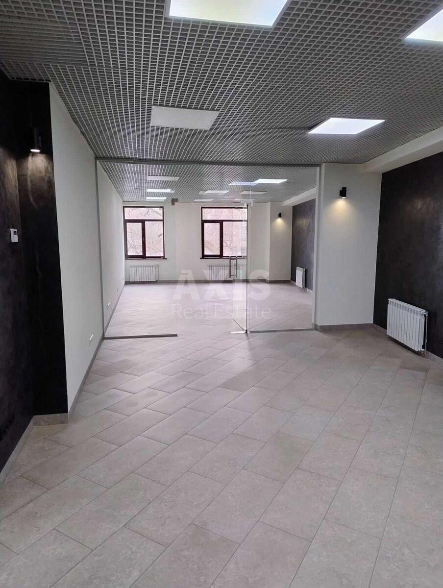 Office vul. Shhekavyc'ka 53, 150m23