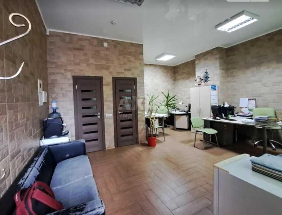 Офис ул. Академика Ефремова 8А, 32м2602550