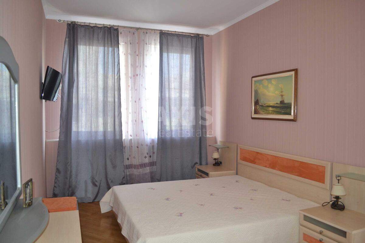 2к квартира ул. Саксаганского 1211