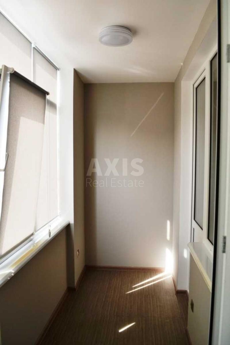 1k apartment vul. Bakyns'ka 37Д7