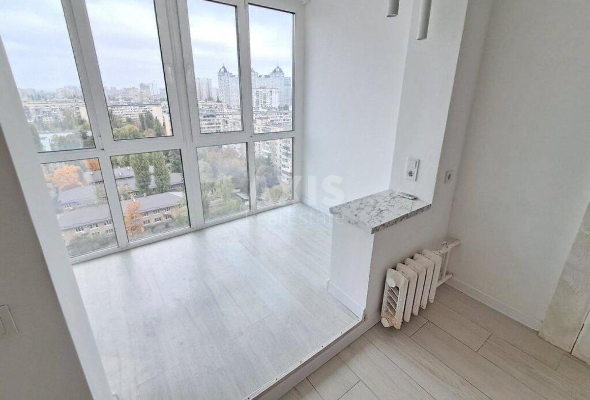 1k apartment vul. Entuziastiv 130
