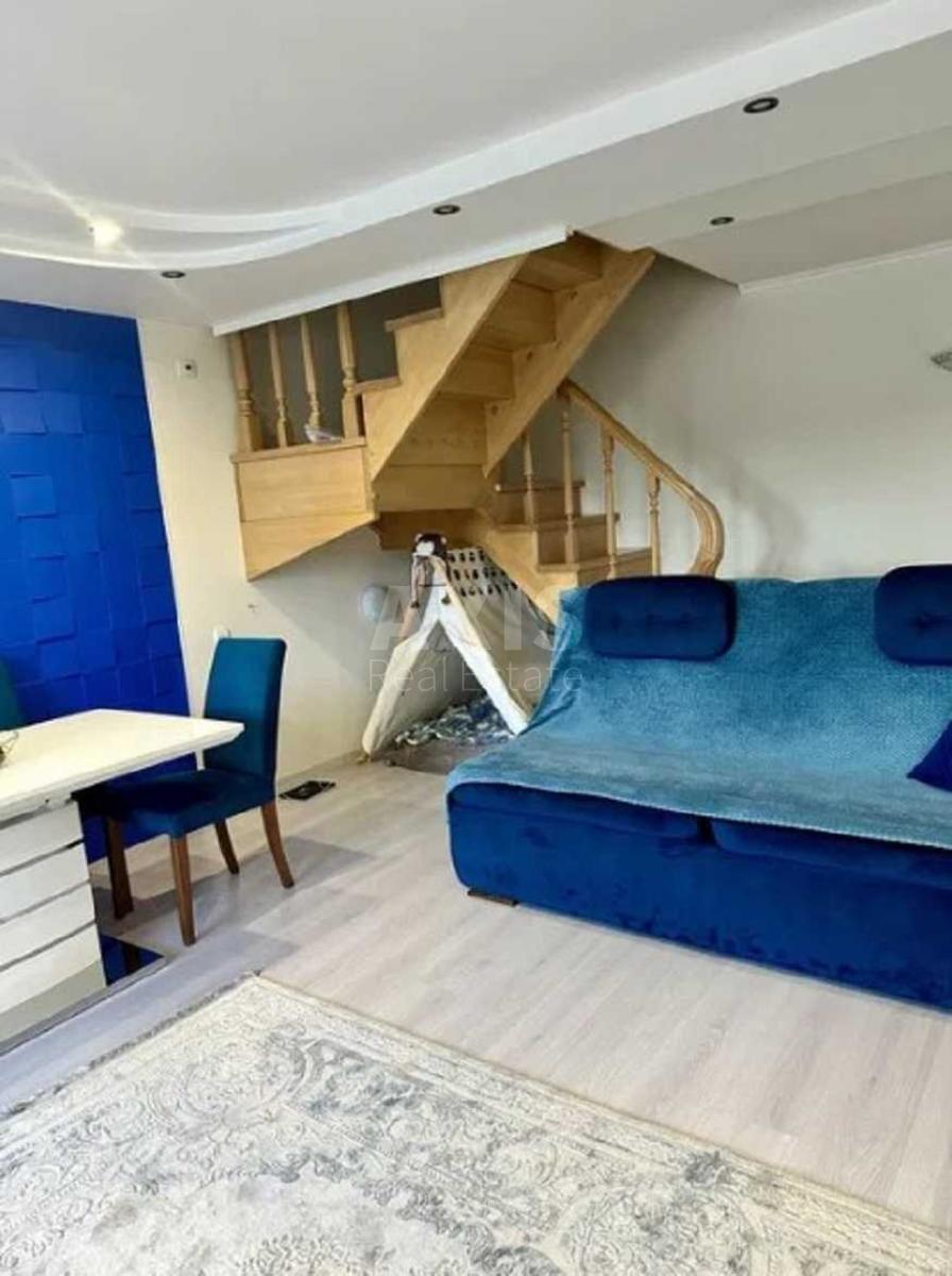 4k apartment vul. Kytai'vs'ka 14/16452702