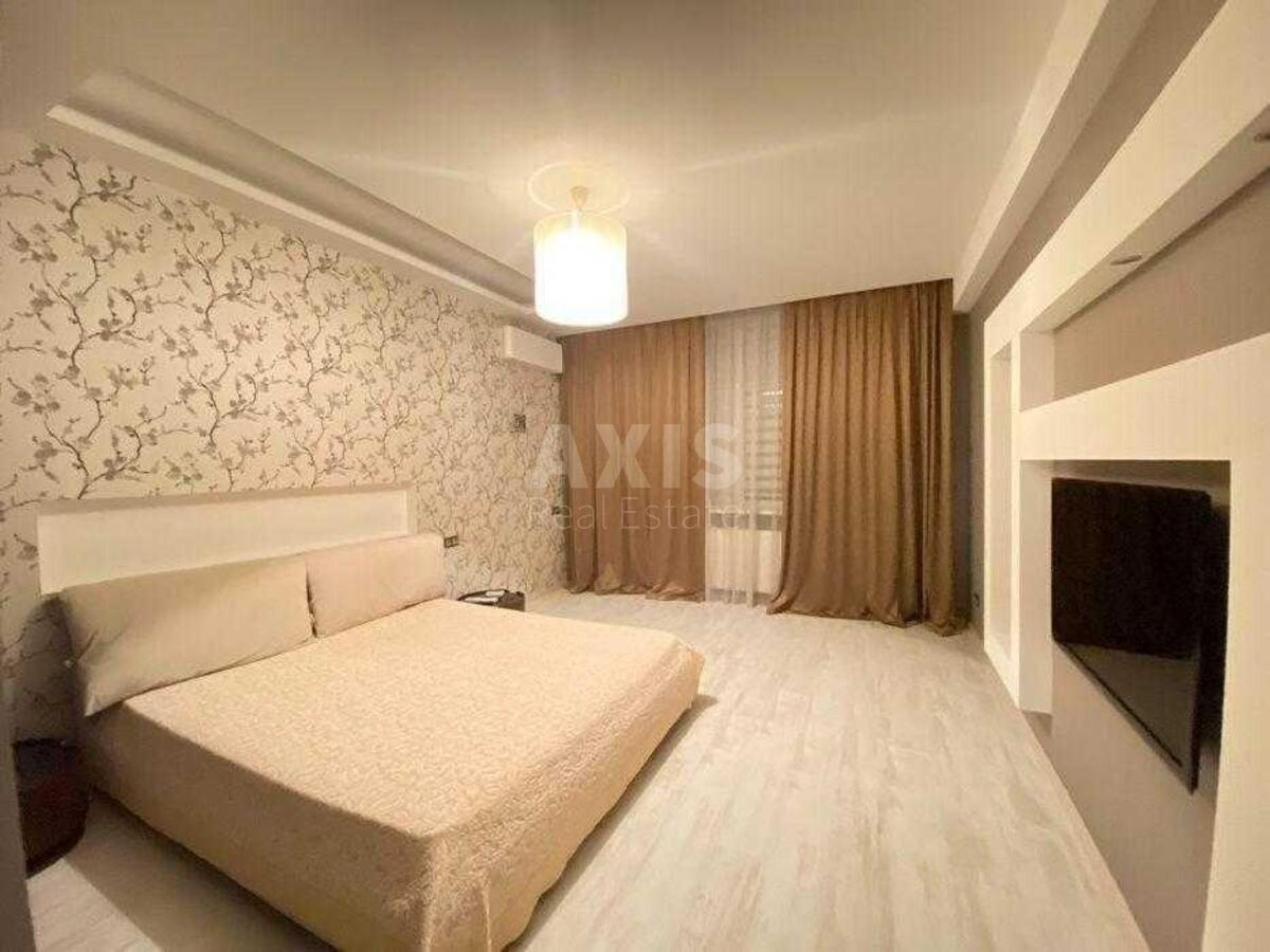 3k apartment vul. Yulia Zdanovska 46/13