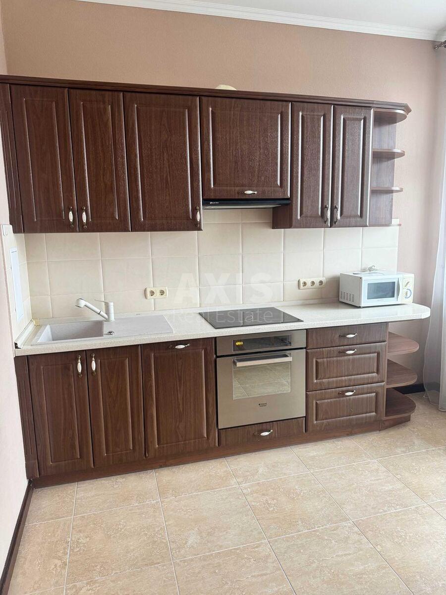 3k apartment vul. Antonovycha 7260650