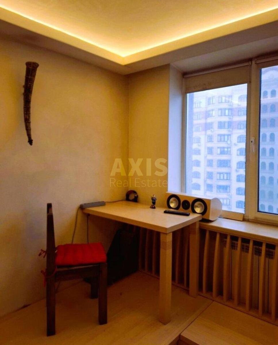 3k apartment vul. Chornovola V'jacheslava 201