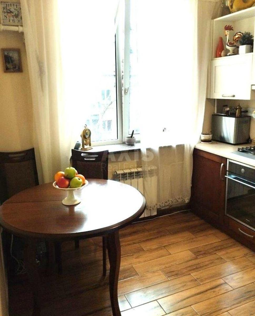 2k apartment vul. Stel'maha Myhajla 80