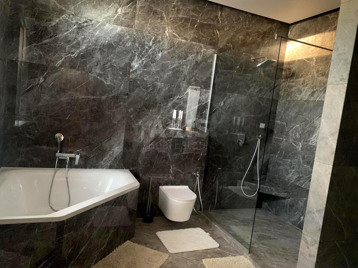 House bul. Mykoly Mikhnovskoho, 300m2, Kyiv city610394