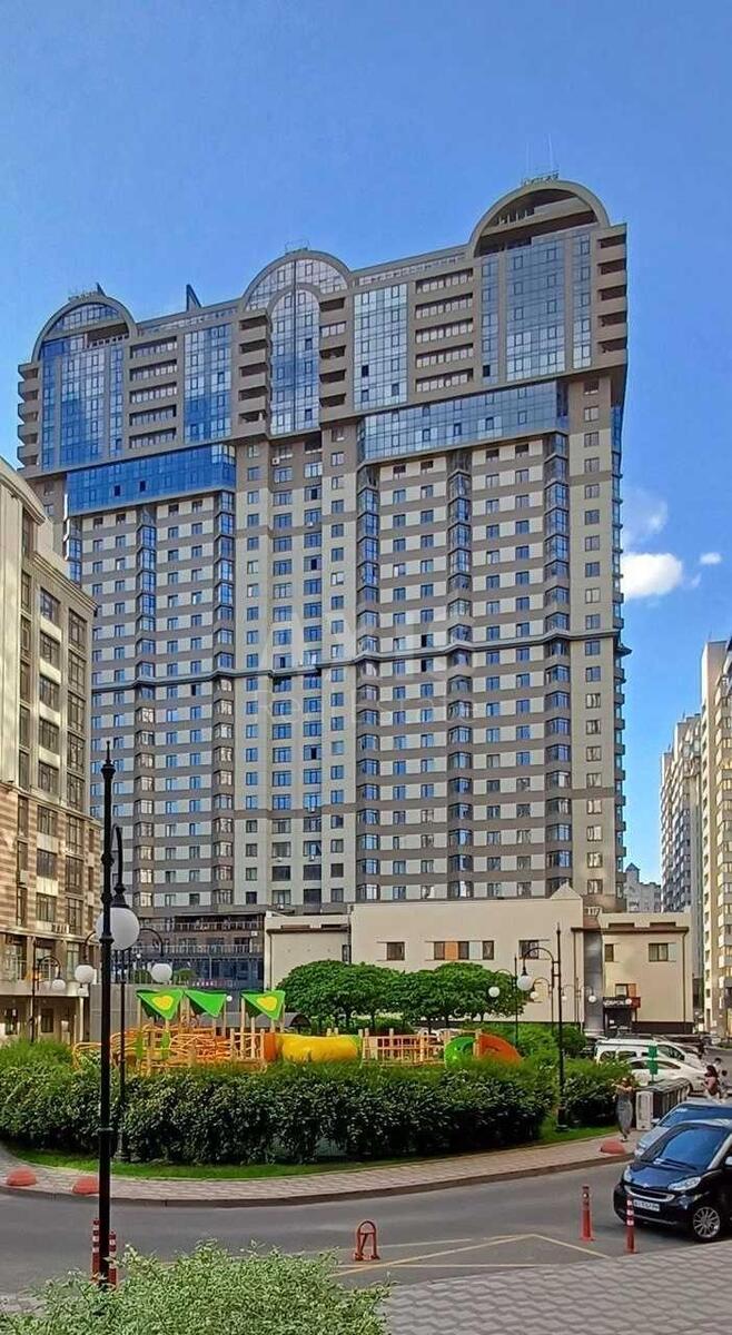 Office vul. Dragomyrova Myhajla 14А, 117m25682012
