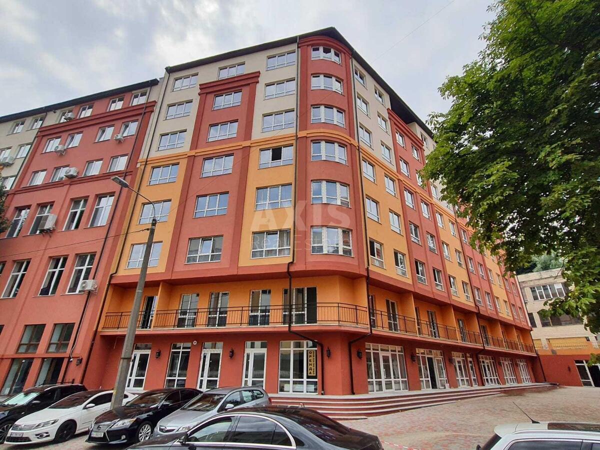 Офис ул. Черновола Вячеслава 25, 190м2