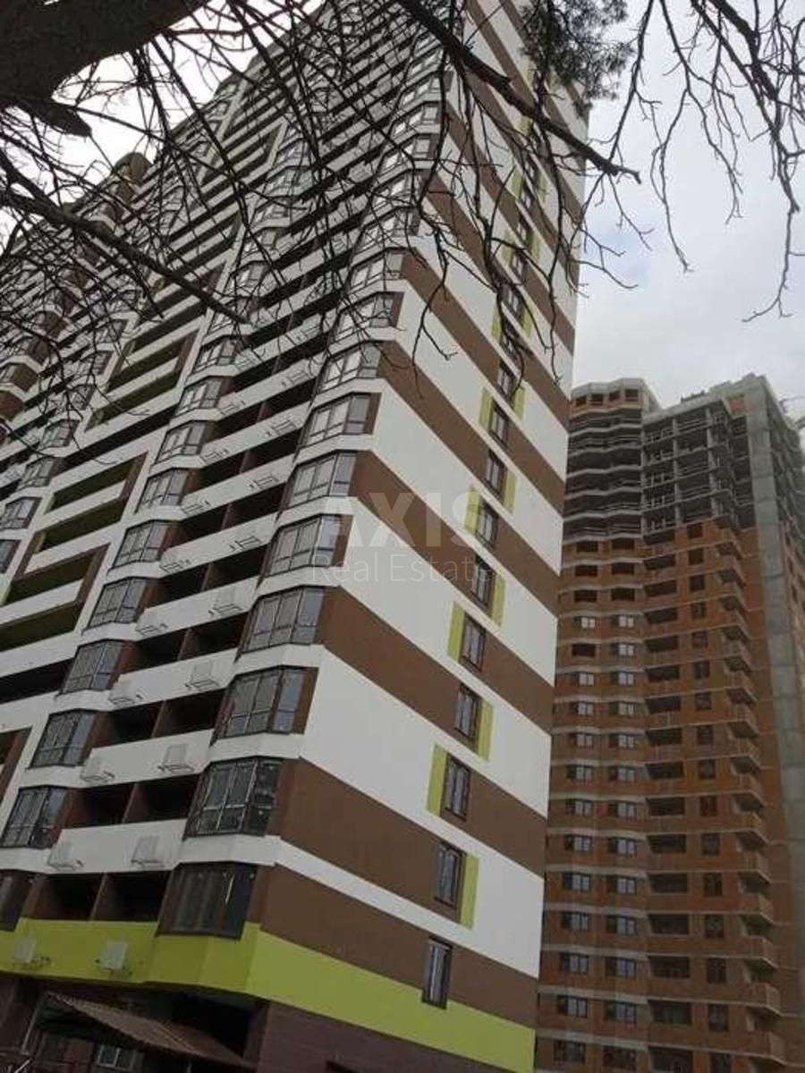 3k apartment vul. Zaslonova Kostjantyna 13А