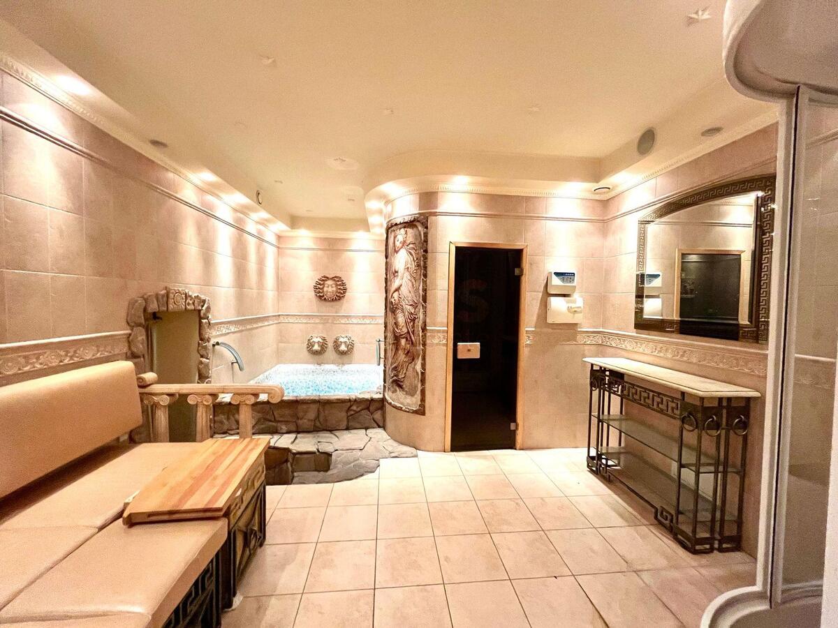 Объект торговли ул. Старокиевская 8/12, 172м262083