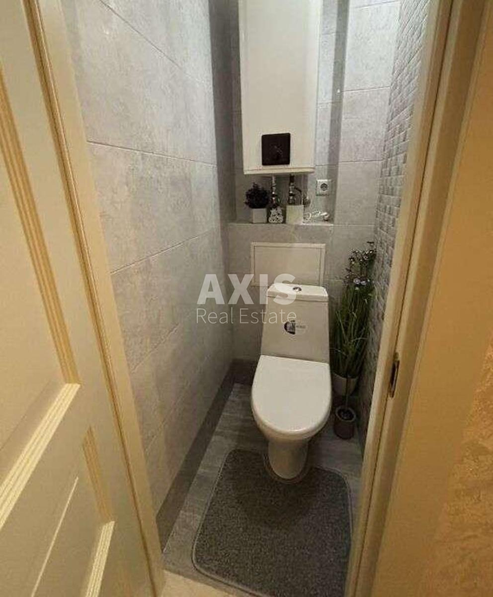 2k apartment vul. L'vivs'ka 15Б3