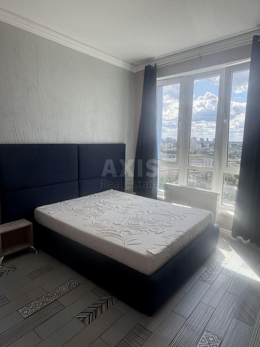 3к квартира ул. Кирилло-Мефодиевская 2584021
