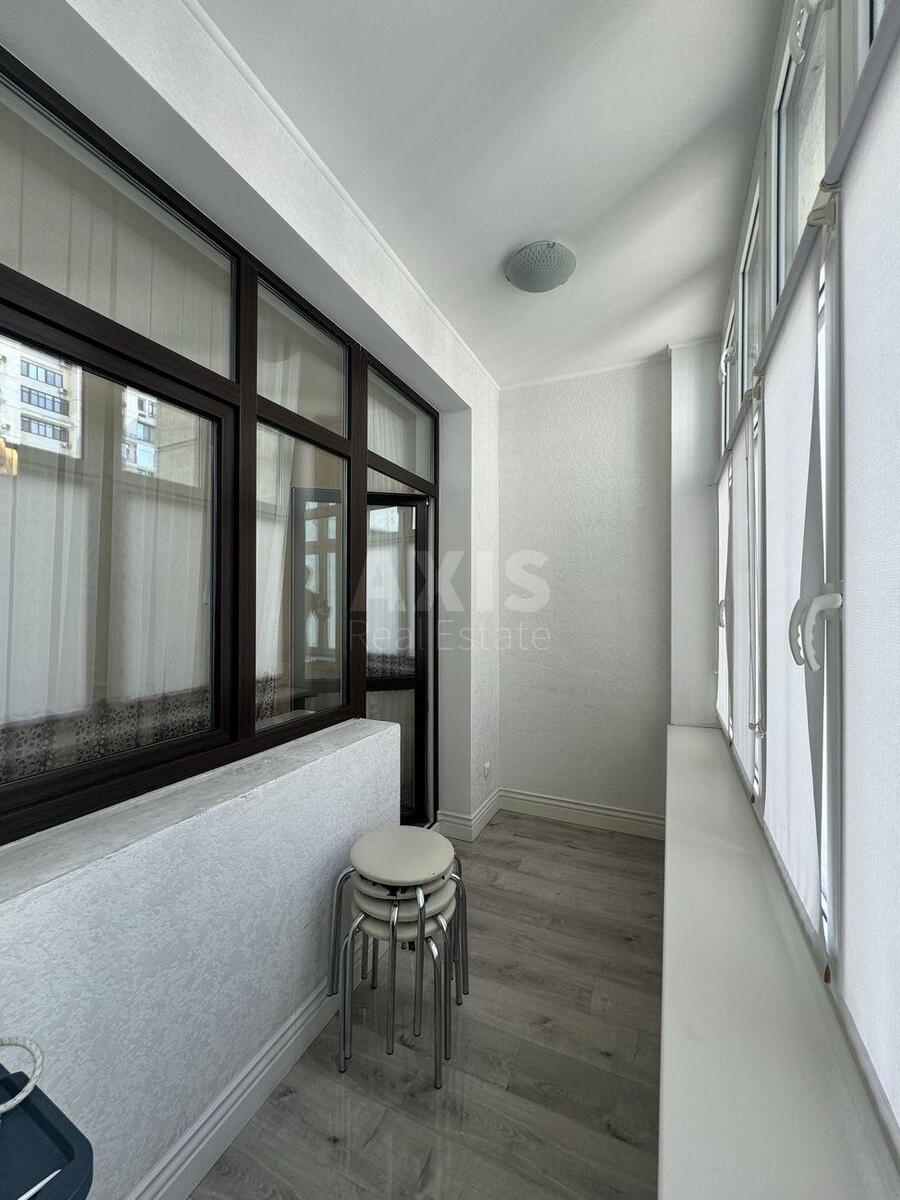 3k apartment vul. Jevgena Konoval'cja 44А585288