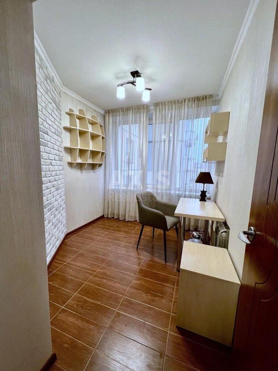 1k apartment vul. Tymoshenka Marshala 2/44