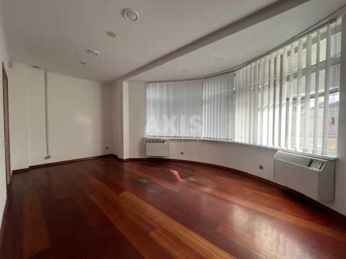 Office vul. Gonchara Olesja 57Б, 320m27