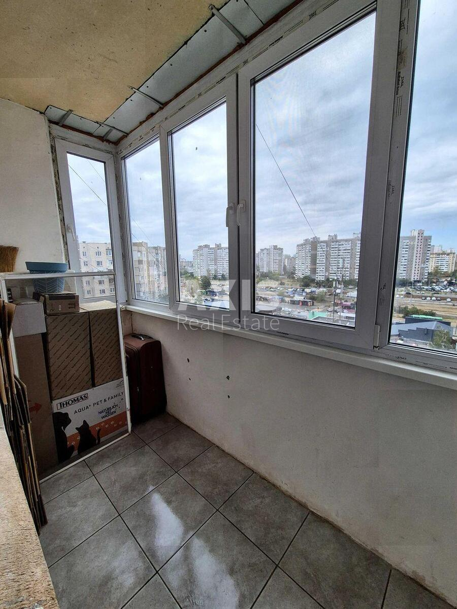 3k apartment vul. Myloslavs'ka 23606815