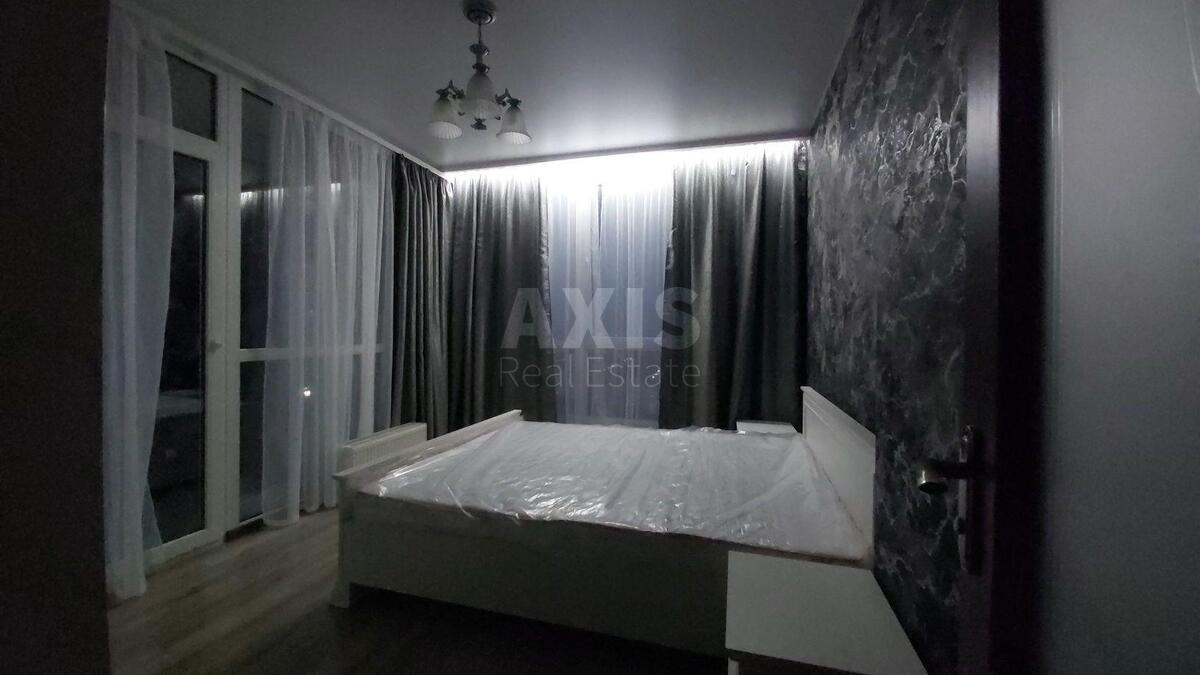 2k apartment vul. Pivnichno-Syrec'ka 104