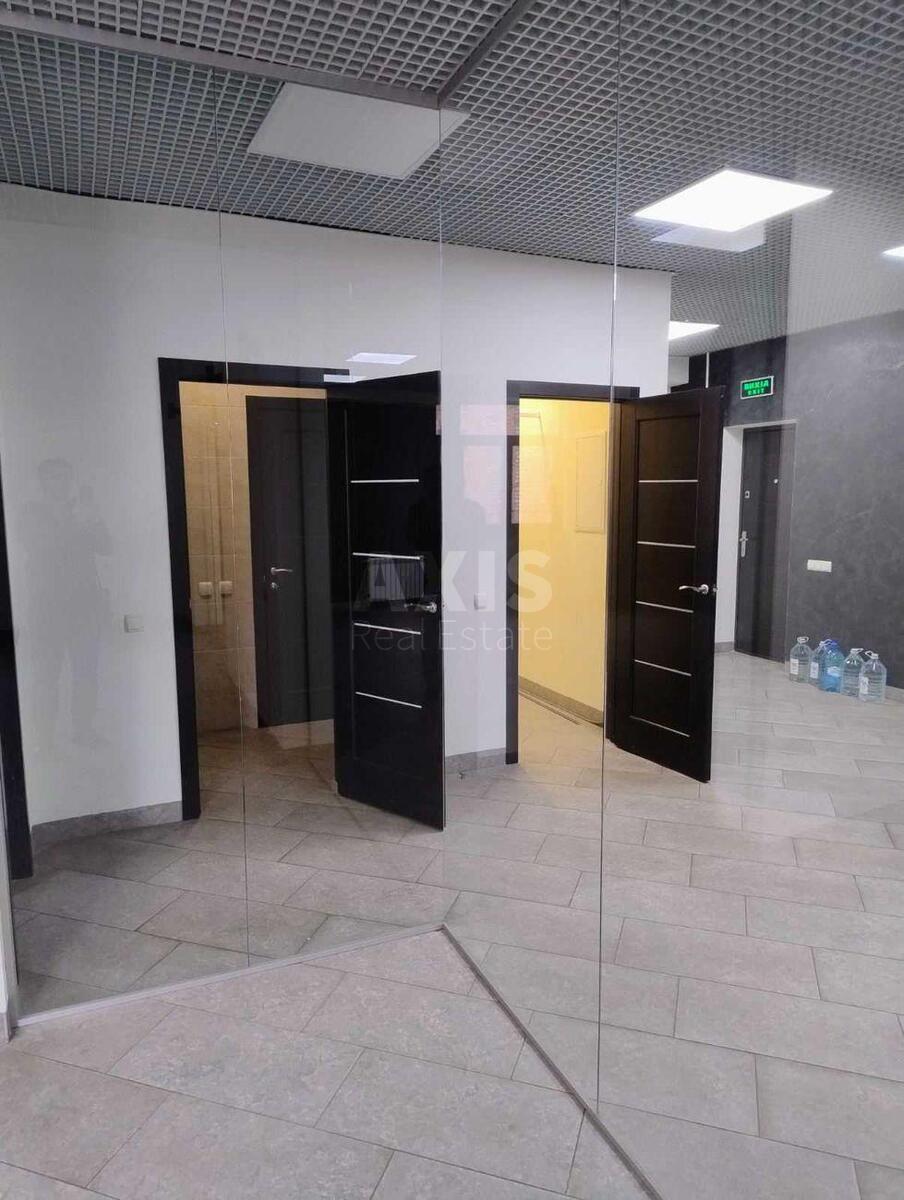 Office vul. Shhekavyc'ka 53, 150m24