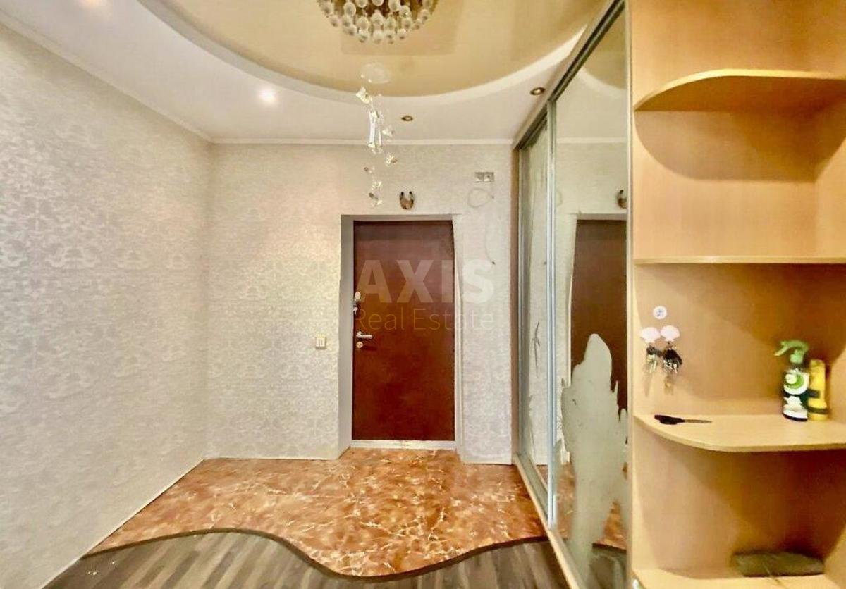 2k apartment vul. Oleny Pchilky 26