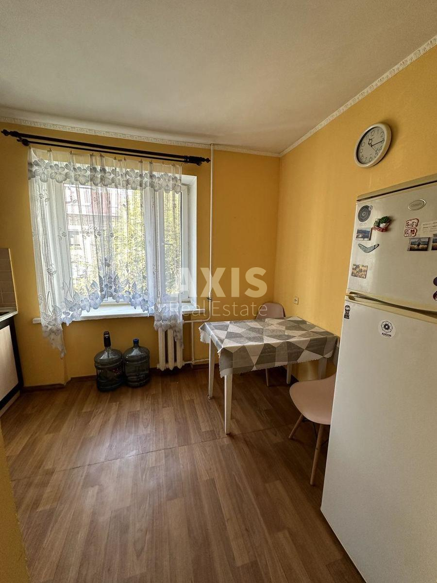2k apartment vul. Turgenjevs'ka 74Б394160