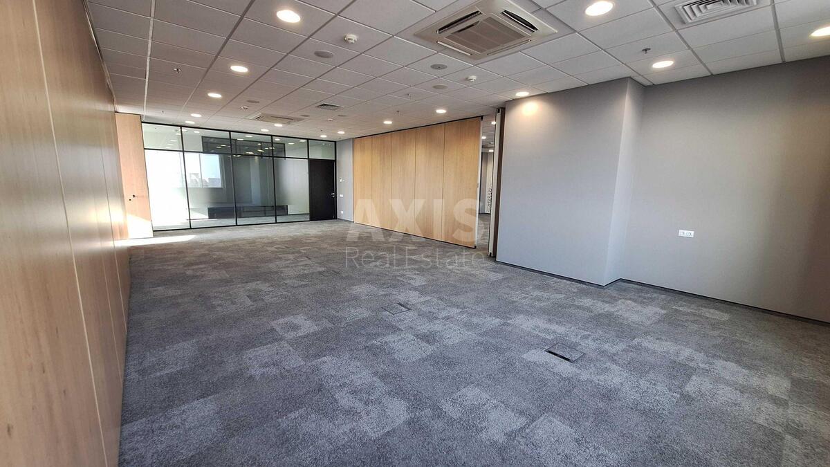 Office vul. Moskovs'ka 32/2, 1373m27