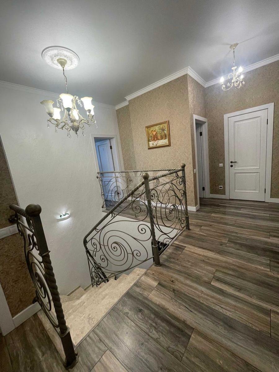 5k apartment vul. Demii'vs'ka 135
