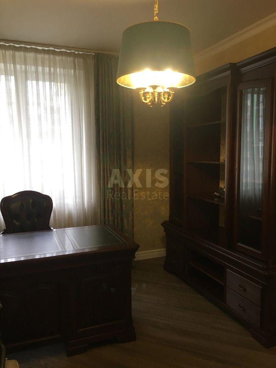 3к квартира ул. Вышгородская 4511