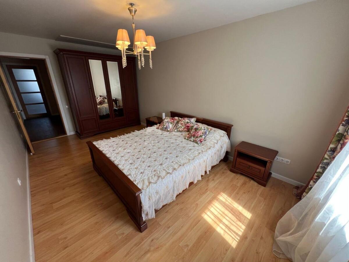 5k apartment vul. Dragomanova 18