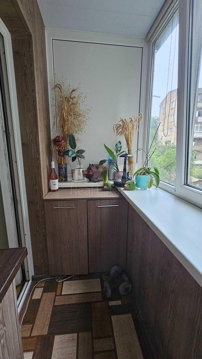 3k apartment vul. Mukachivs'ka 5А8