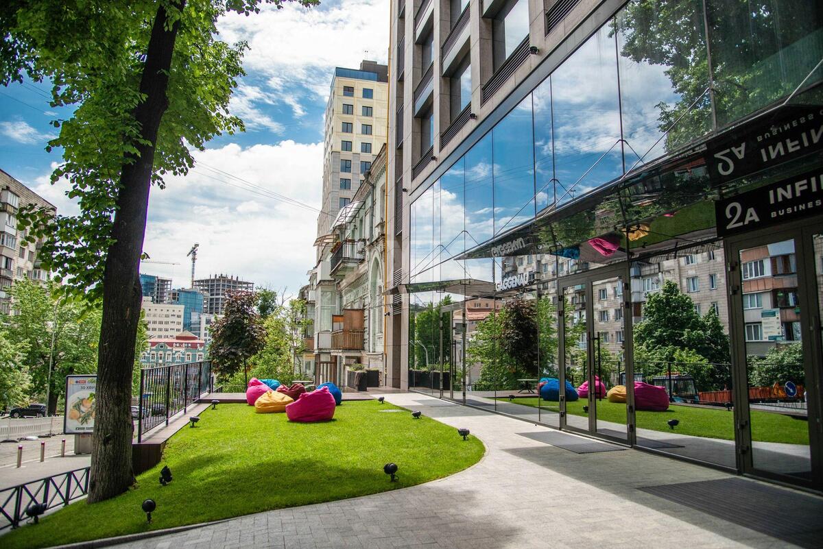 Office vul. Saksagans'kogo 53/80, 487m29