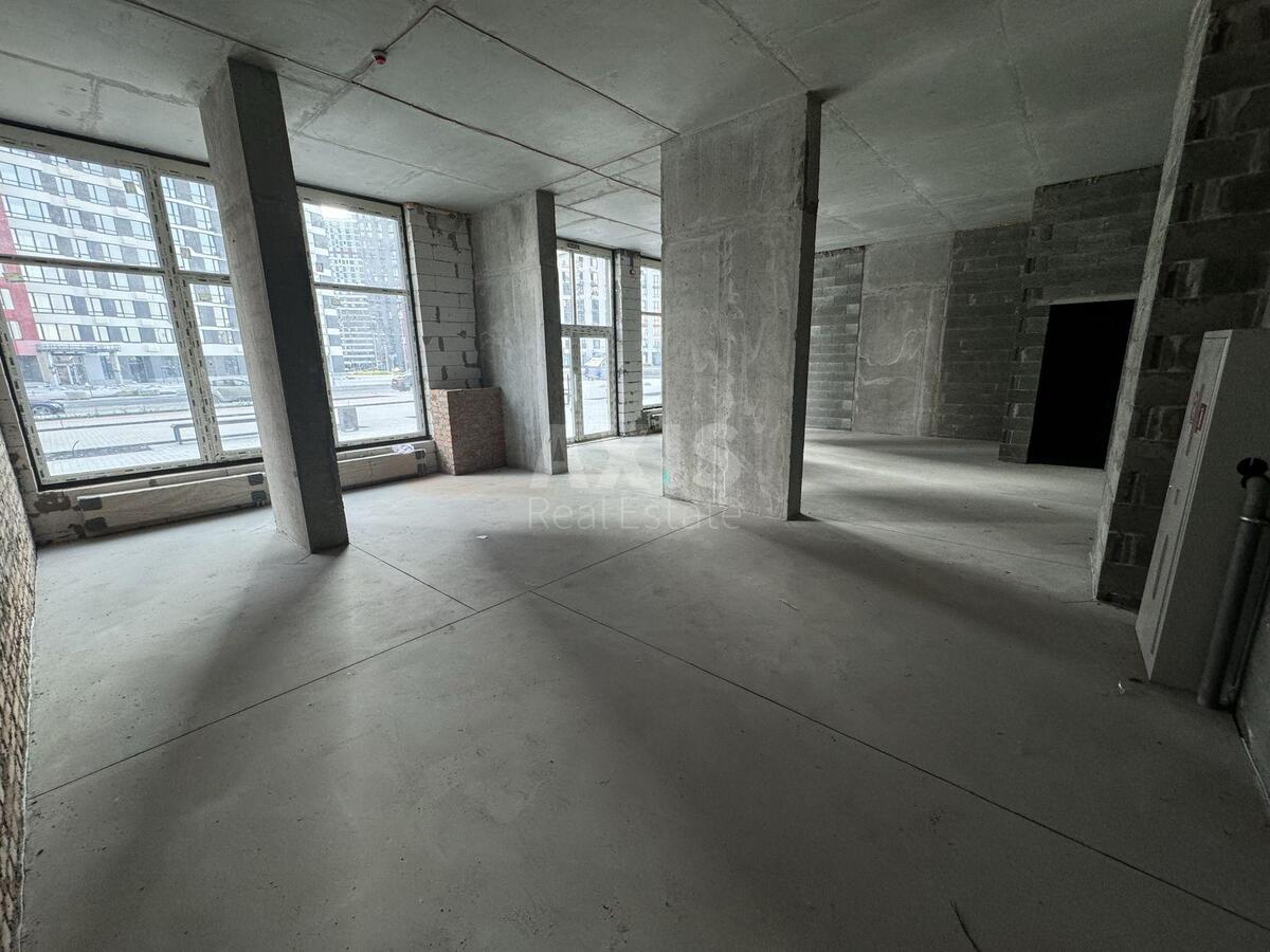 Trade object vul. Vsevoloda Zmijenka 34/21, 82m29