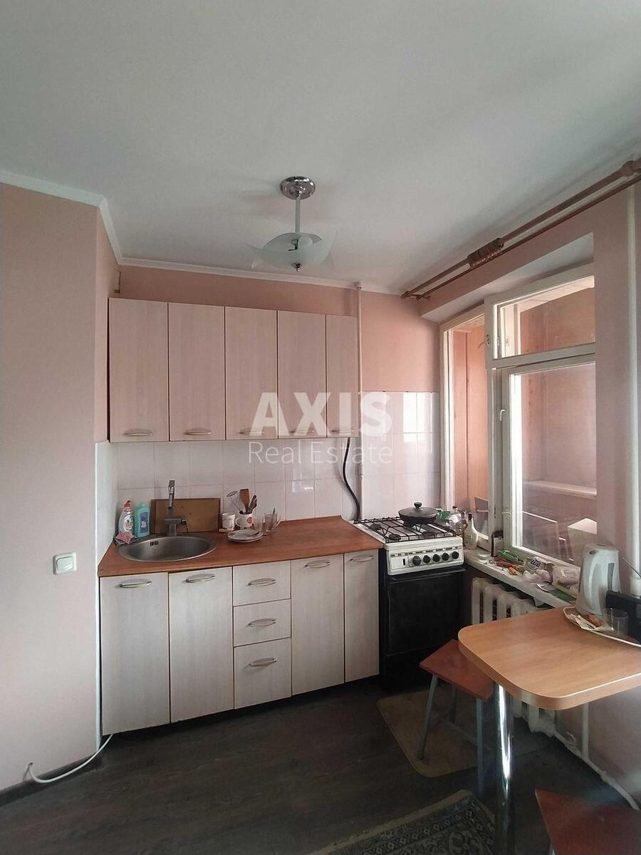 1k apartment vul. Baggovutivs'ka 1А