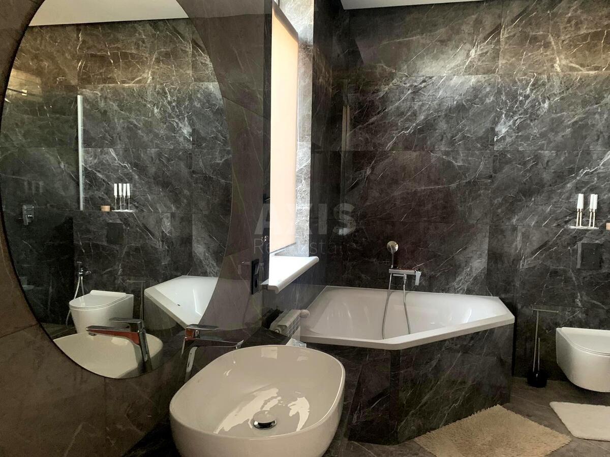 House bul. Mykoly Mikhnovskoho, 300m2, Kyiv city610395