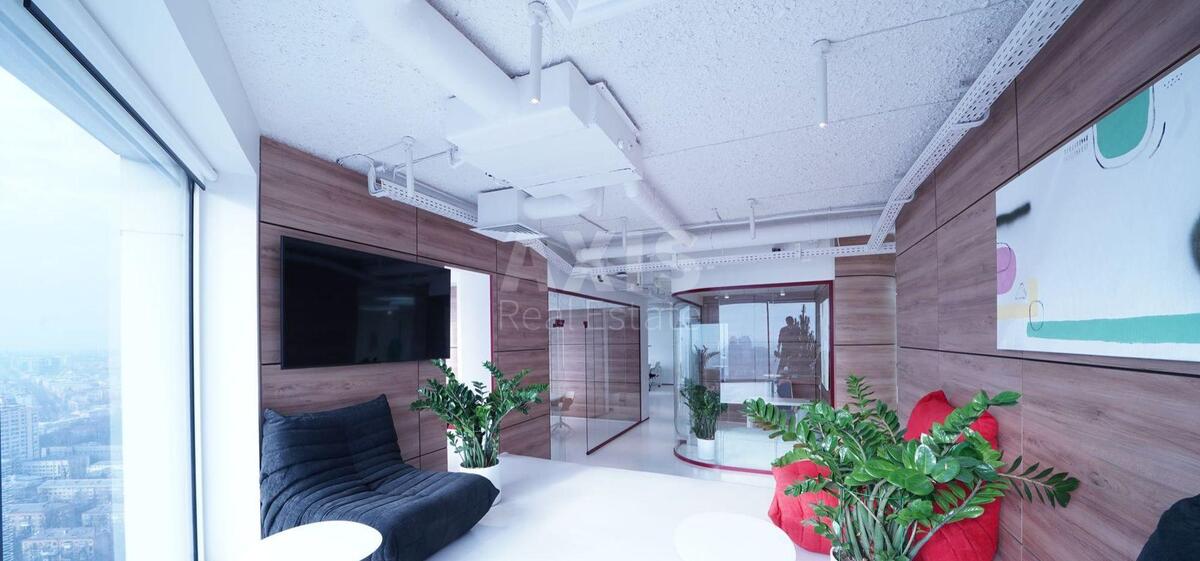 Office uzv. Klovs'kyj 7, 248m23