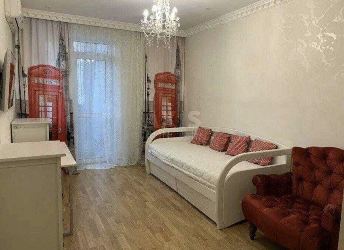 3k apartment vul. Pan'kivs'ka 27/283
