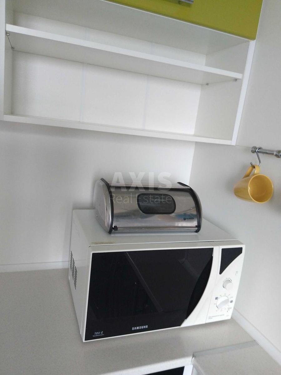 3k apartment vul. Zdolbunivs'ka 1313