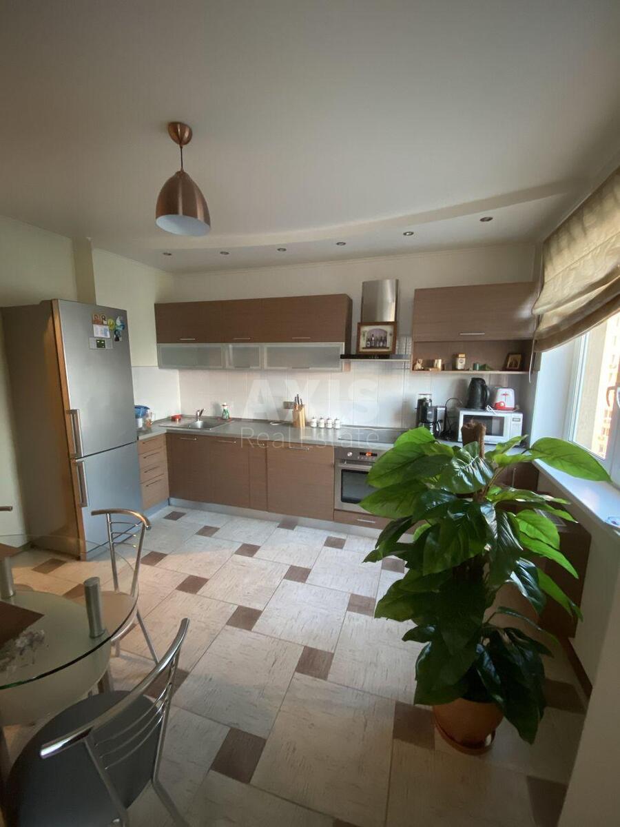 2k apartment vul. Myshugy Oleksandra 2