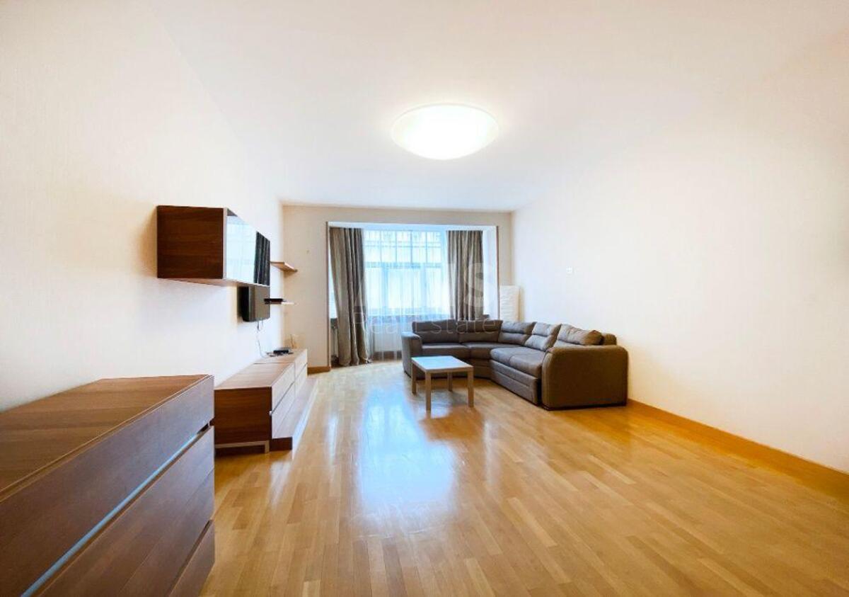 4k apartment vul. Irynyns'ka 5/242